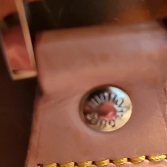 Louis Vuitton Authentic Vernis Square Tote - Picture 3 of 7